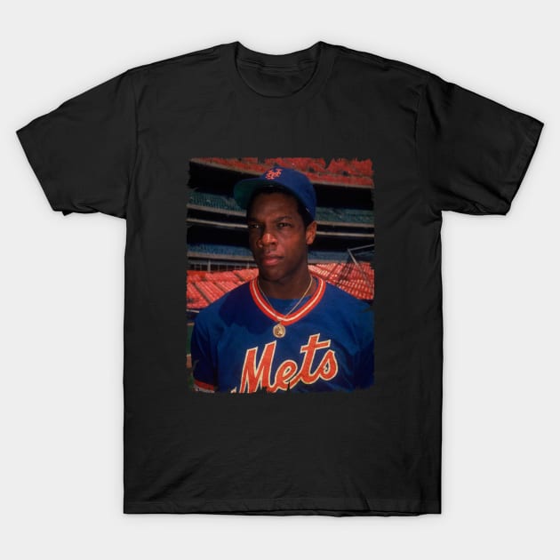 Dwight Gooden - New York Mets, 1984 T-Shirt by SOEKAMPTI